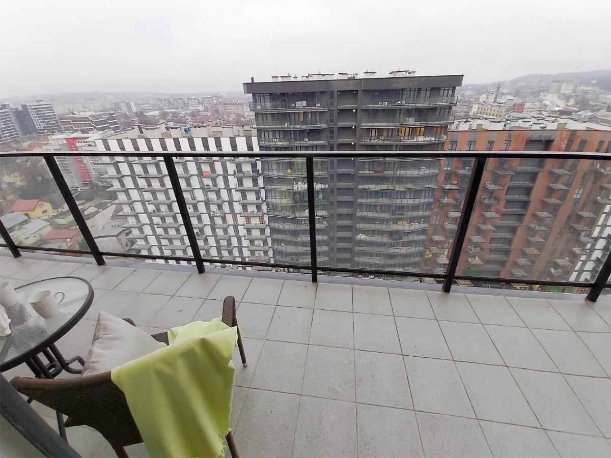 Apart Hotel Sweet Home Львів Екстер'єр фото